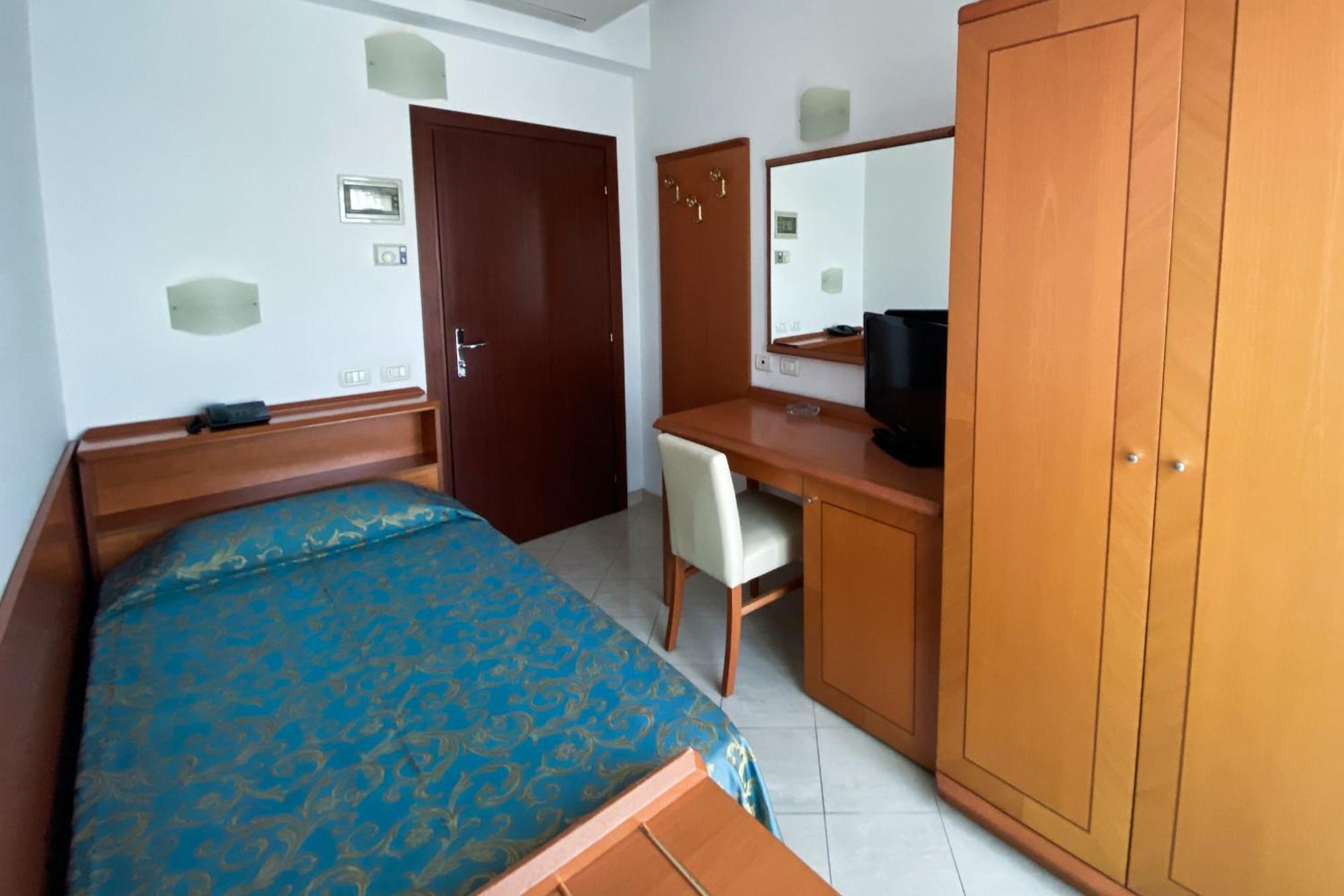 Hotel Gabbiano Riccione Zimmer foto